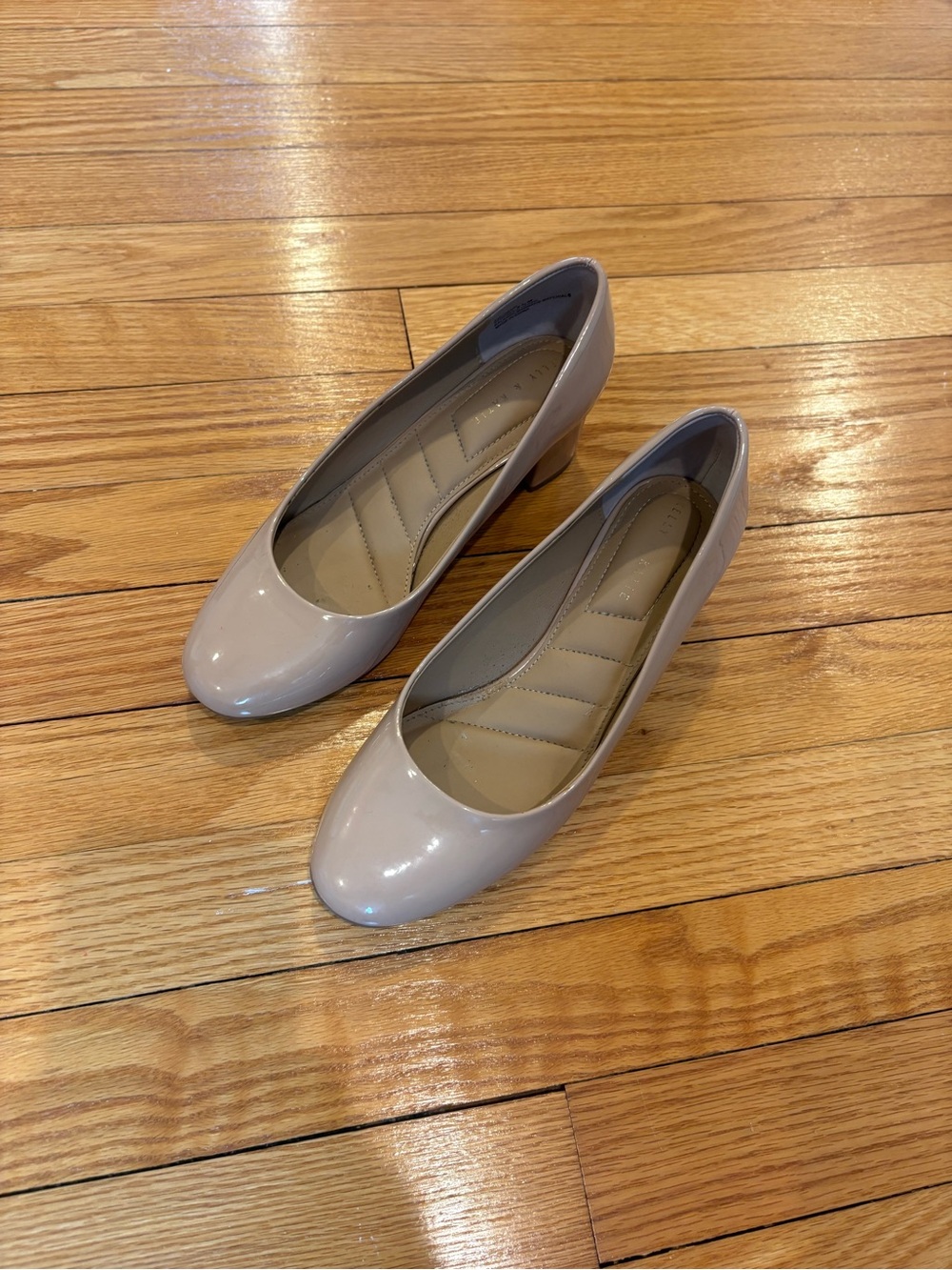 Women's Patent Round-Toe Pumps in Light Taupe